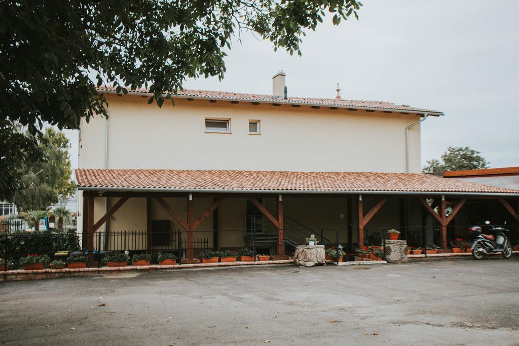 Szep Kert Vendeghaz Hotel Szekszárd Exterior photo
